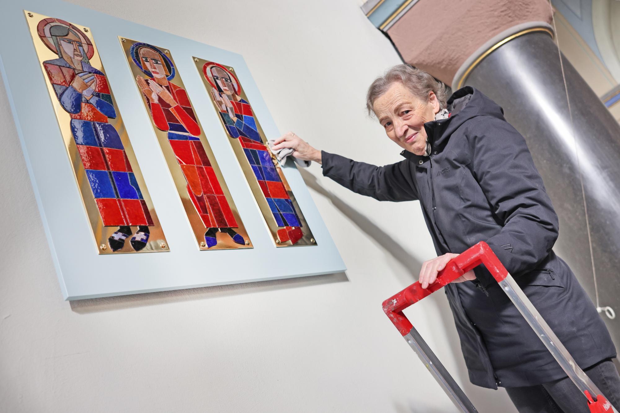 Marianne Blasel, Vorsitzende des Kirchenbauvereins Frankenberger Dom in der katholischen Pfarrei  St. Gregor von Burtscheid, hat sich intensiv für die Suche nach den verlorenen Kunstwerken eingesetzt.