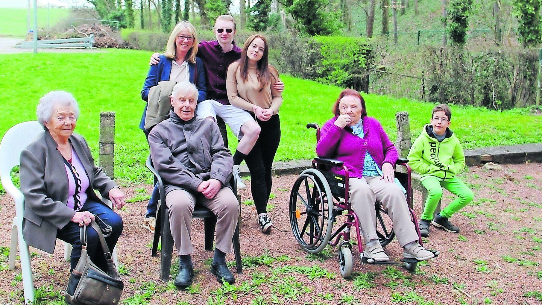 Die Ausflüge in den Park des Marienheims zählen für die Senioren zu den Höhepunkten.