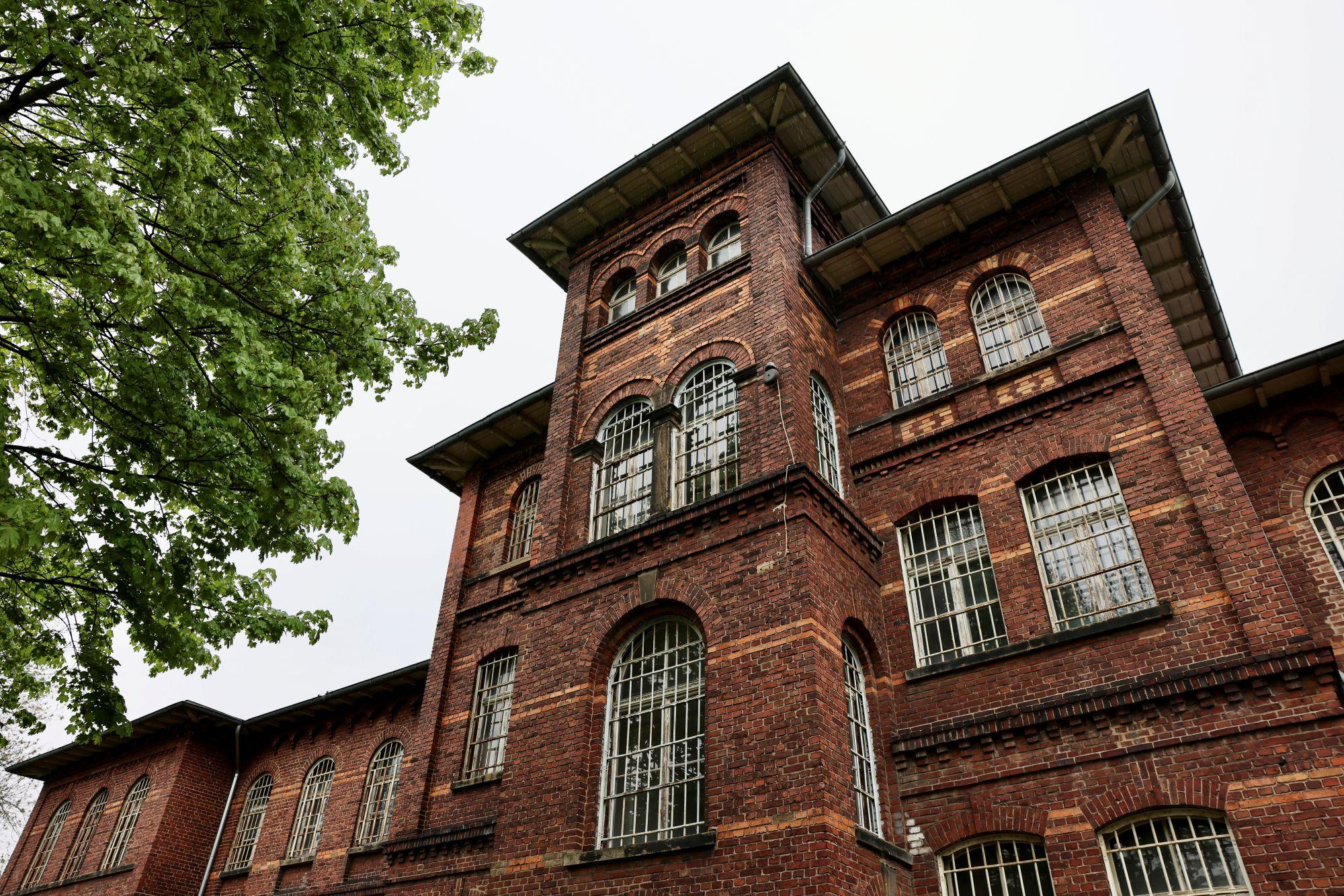 Haus 5 der damaligen Rheinischen Provinzial-  Heil- und Pflegeanstalt Düren war während der  NS-Zeit für forensische  Patienten aus der gesamten Region freigeräumt.